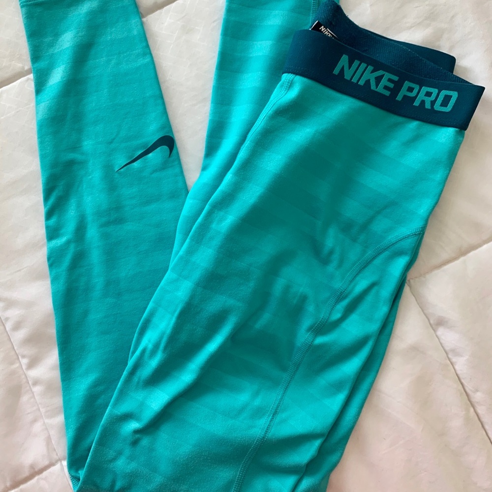 Nike Pro Leggings